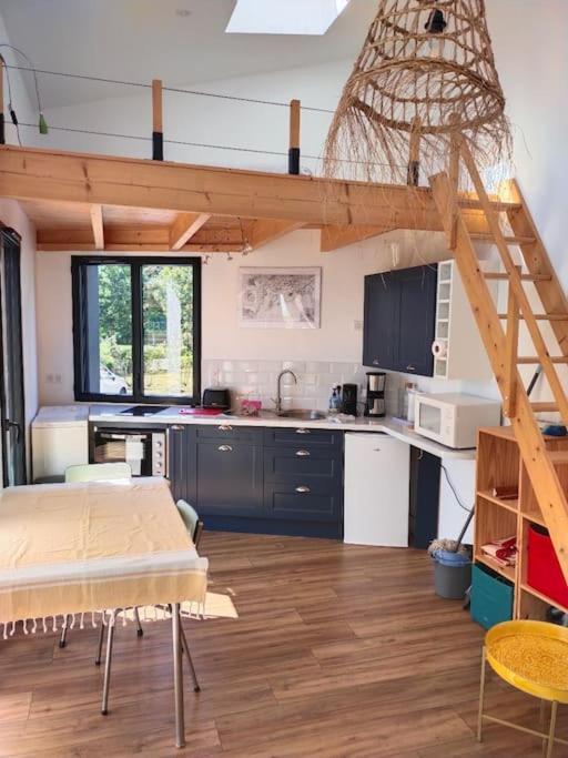 Notre Petite Maison La Rochelle  Bagian luar foto
