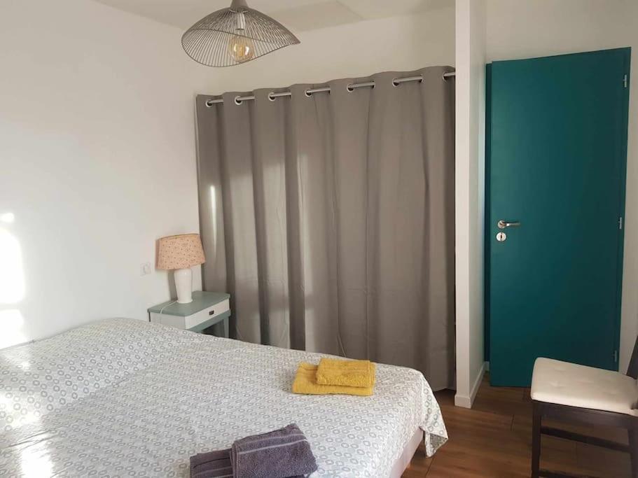 Notre Petite Maison La Rochelle  Bagian luar foto
