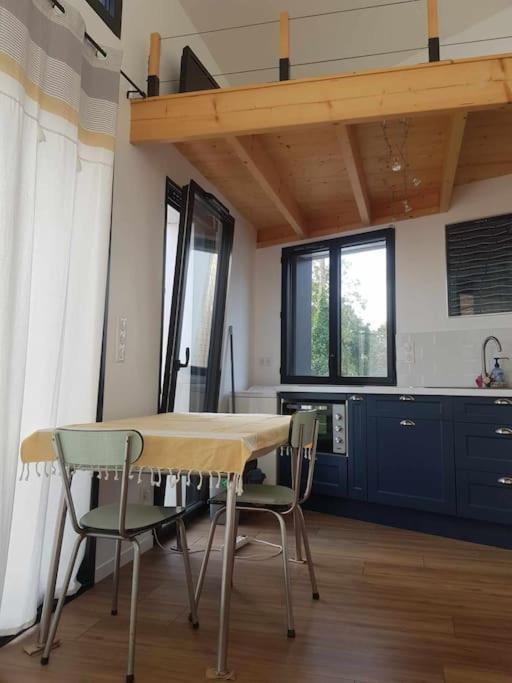 Notre Petite Maison La Rochelle  Bagian luar foto
